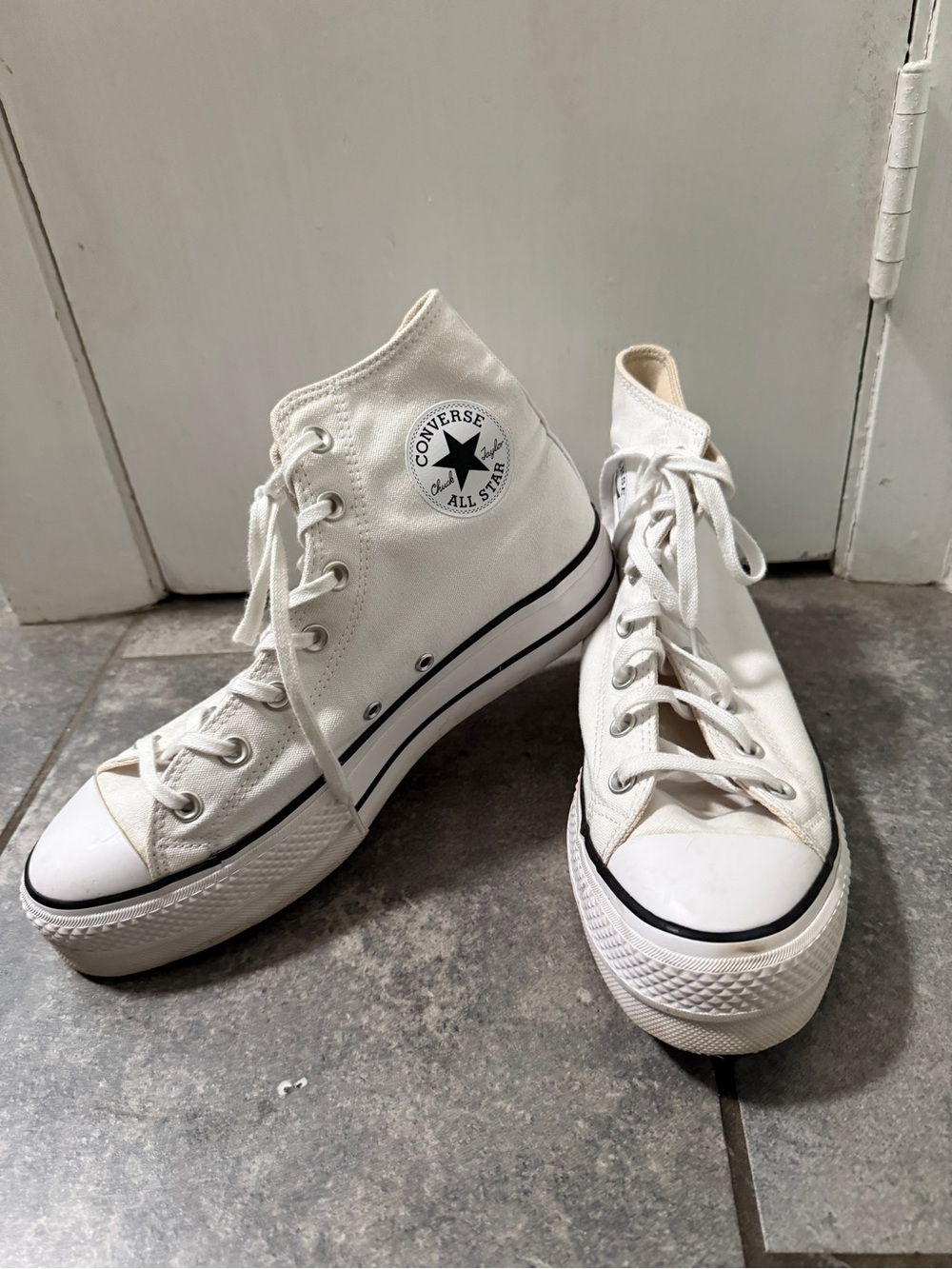 Women's Chuck Taylor All Star Hi Lift Platform
Sneaker